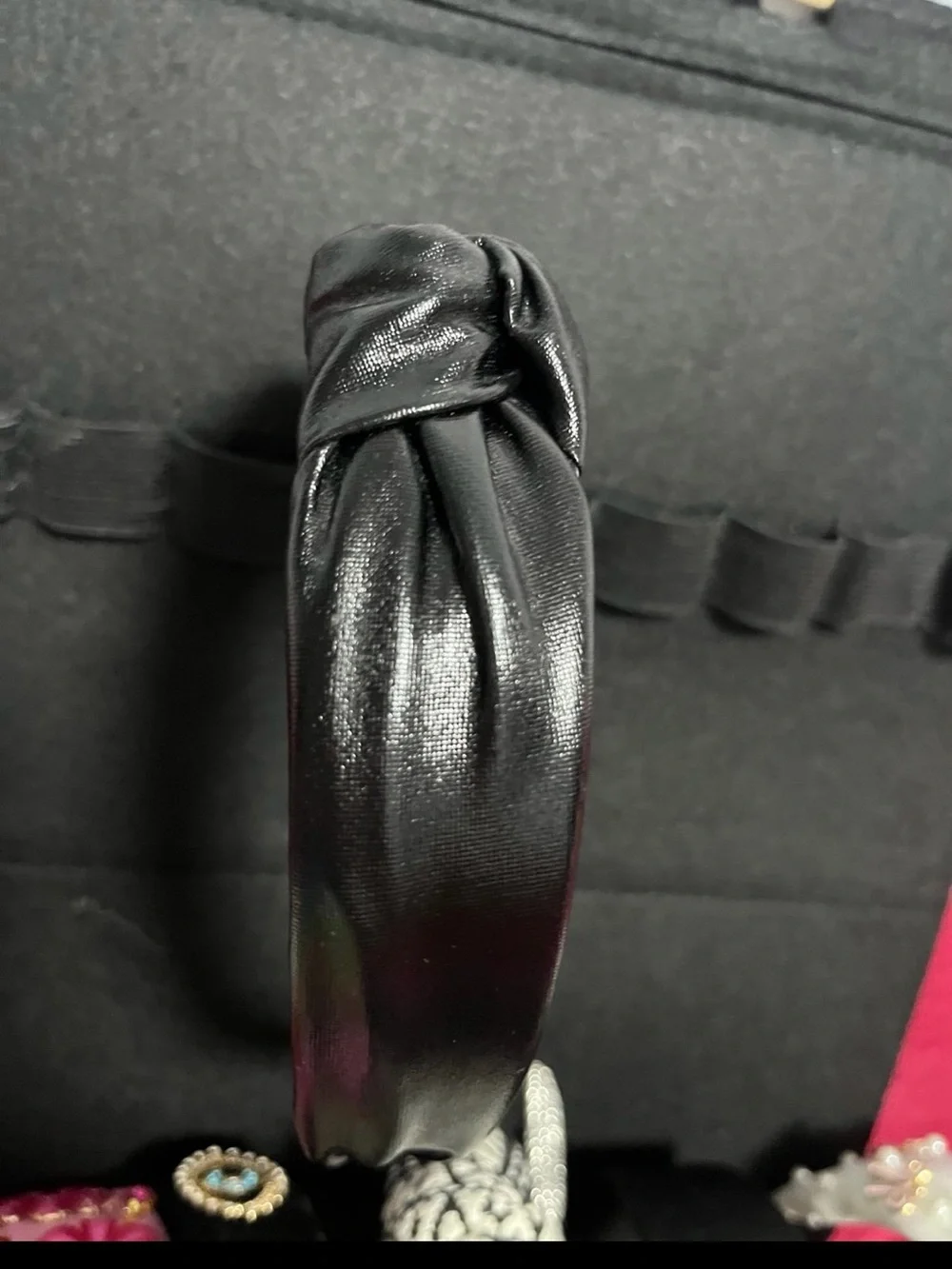 Black Knotted Satin Headband - Unbranded